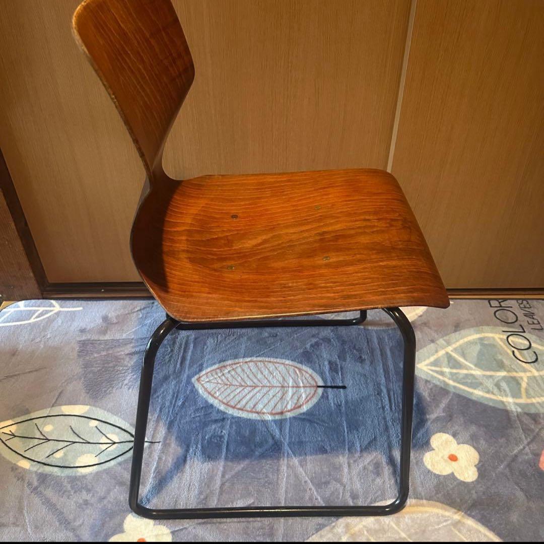 4脚セットAICHI パグホルツ PAGWOOD スタッキングチェア