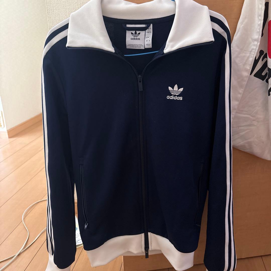 adidas ネイビー ジップアップジャージ