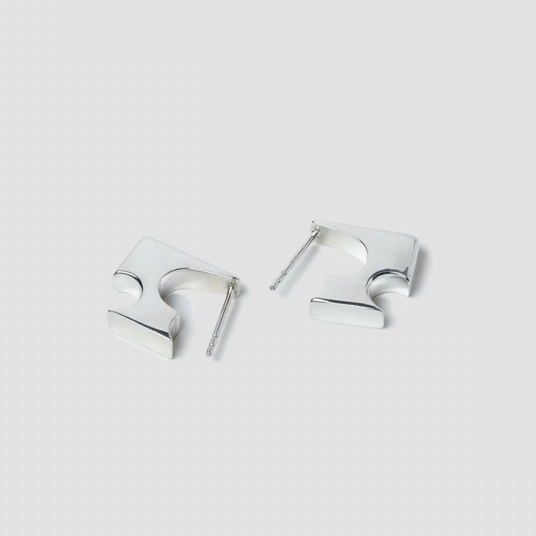 Tピアス / シルバー　T pierce silver