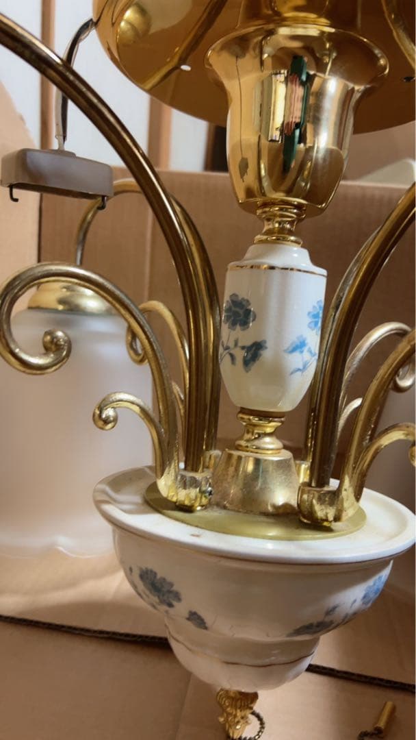 クラシックシャンデリア 4灯 ゴールド