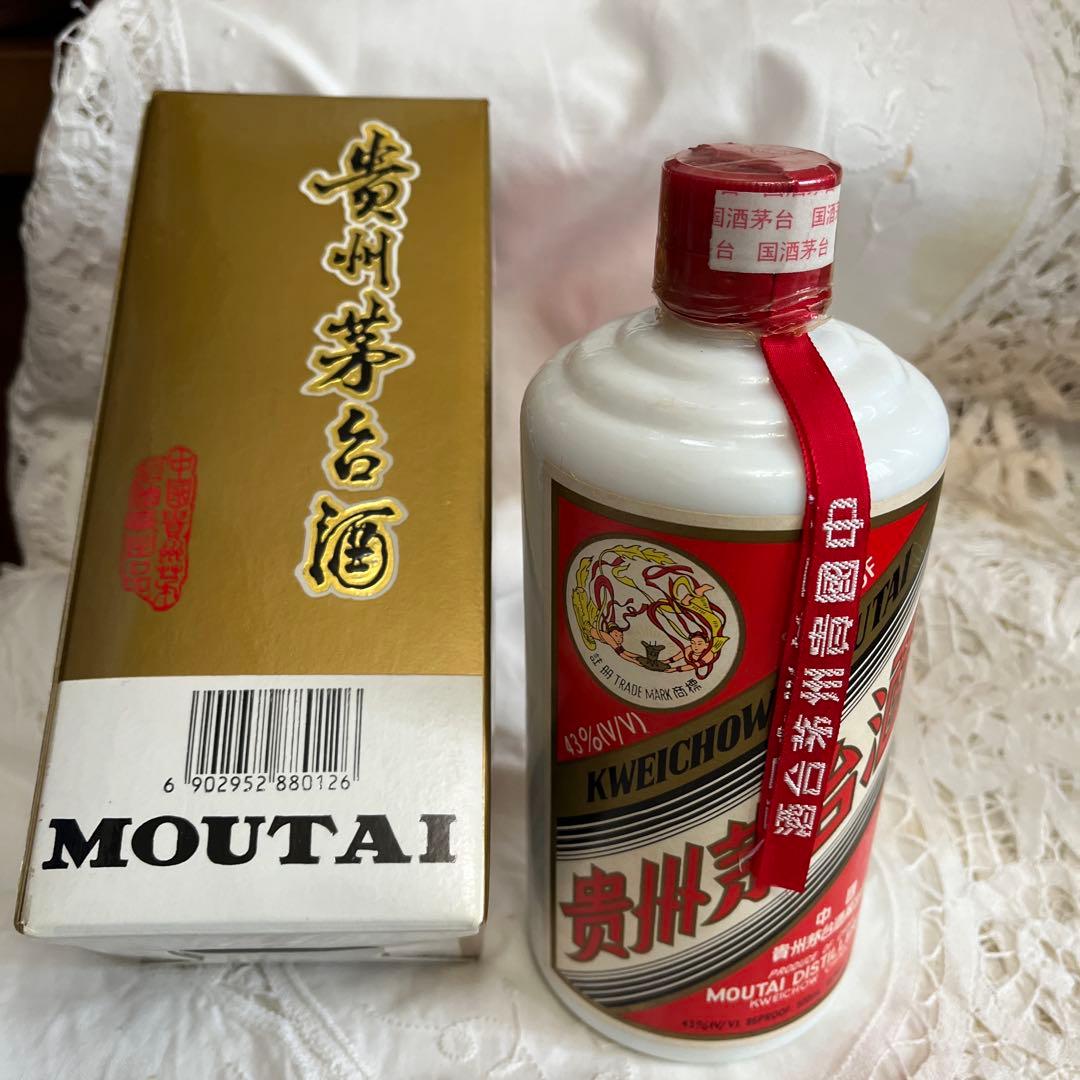 Kweichow Moutai 750ml 箱入り 43%