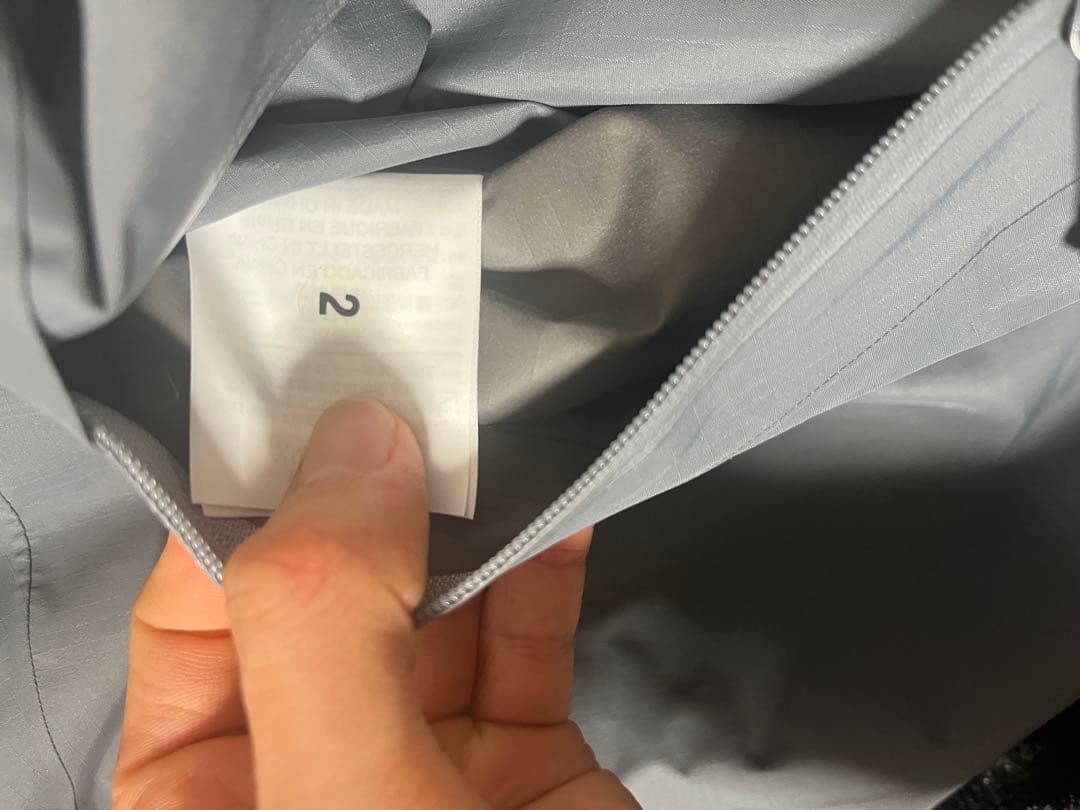 廃盤美品Arcteryx BEAMS 別注モデルベータ SL 希少カラー　グレー