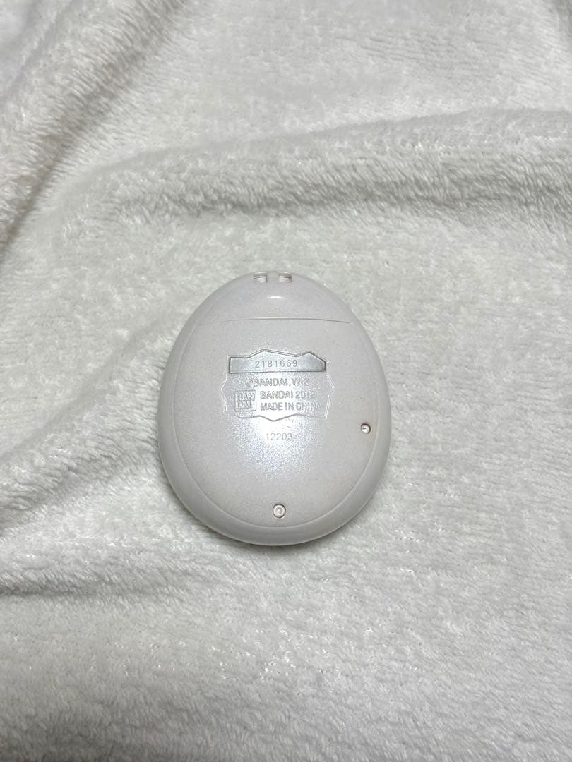 【美品】たまごっちピースホワイト