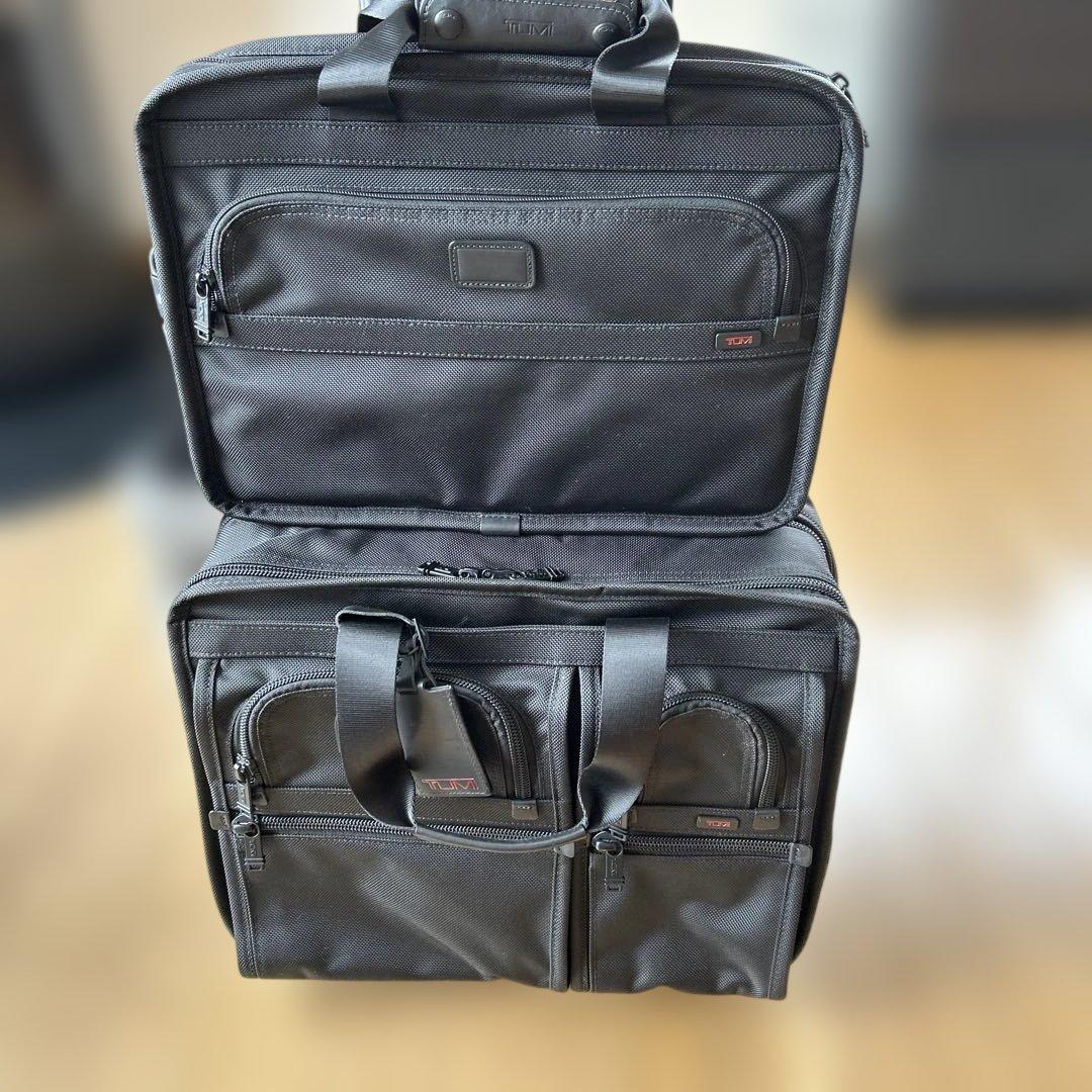 TUMI ブラック キャリーケース 26103DH