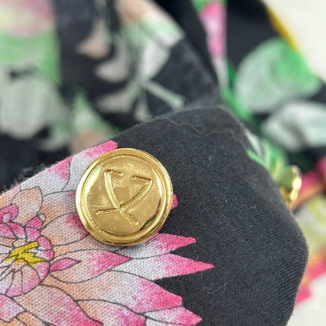 K653 美品 M レオナール 半袖 金ボタン 肩パット入り シャツ レディース