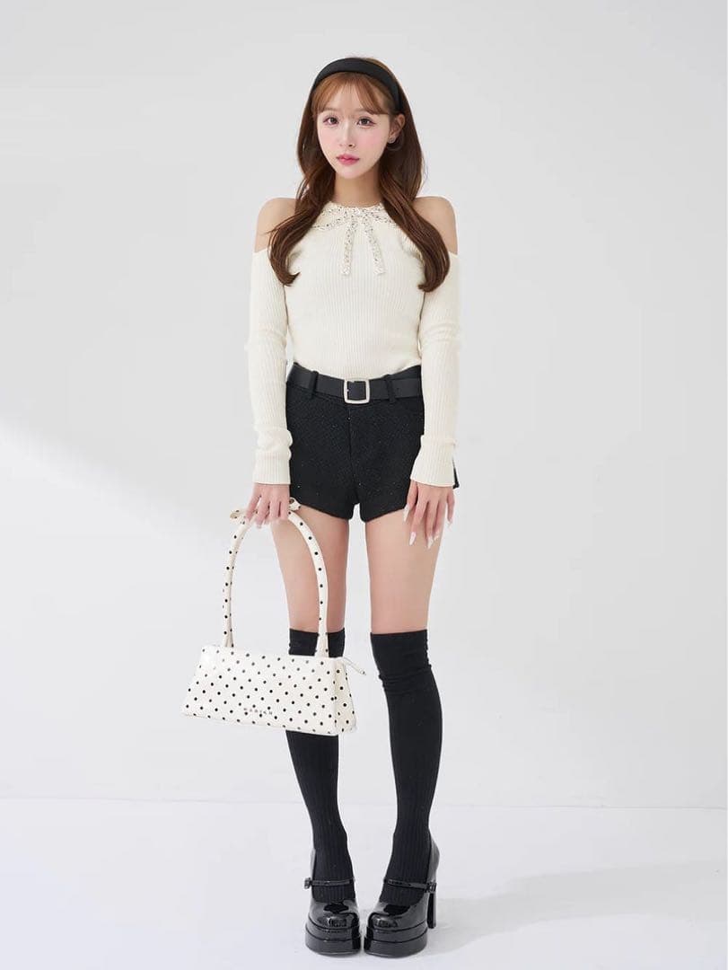 リボンビジューアメスリニットトップス　darich新品　ホワイト