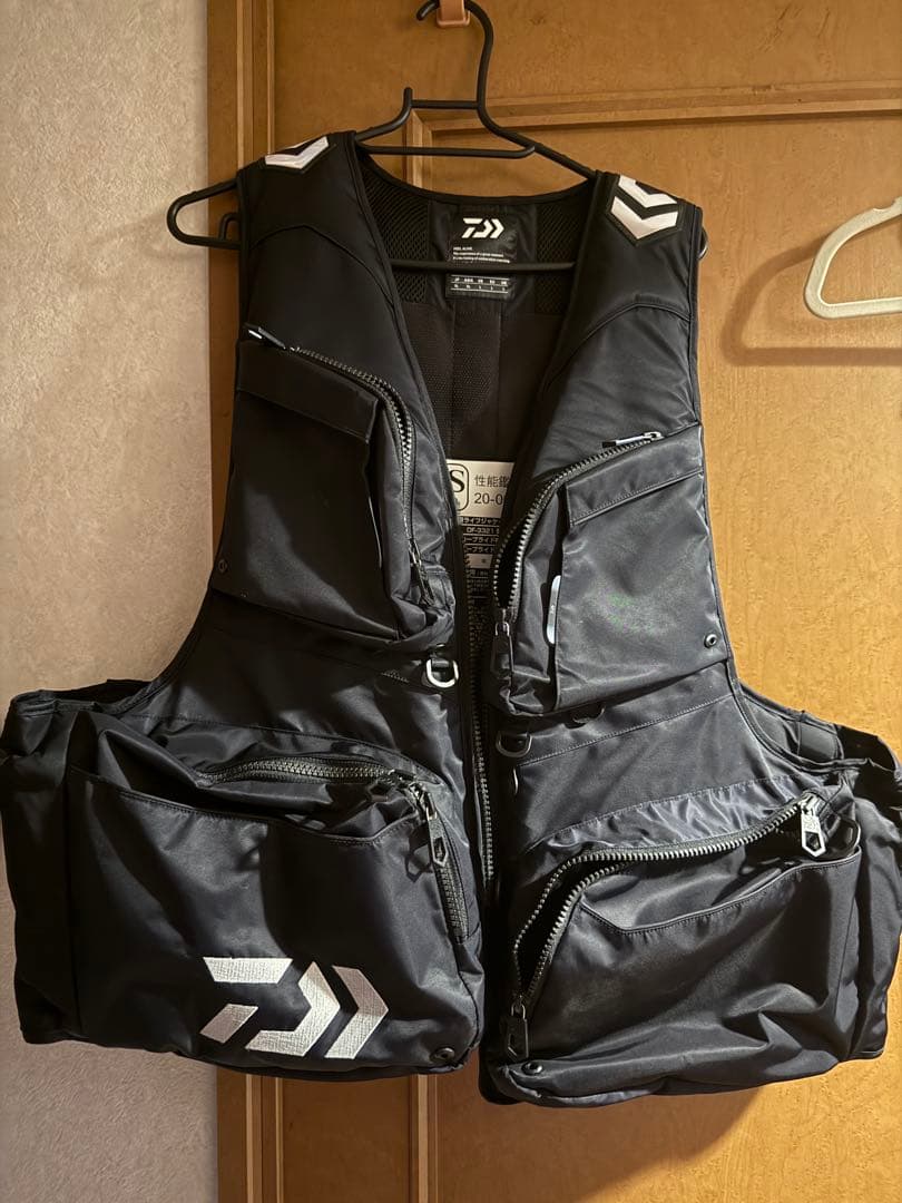 Daiwa フィッシングベスト サイズXL ブラック