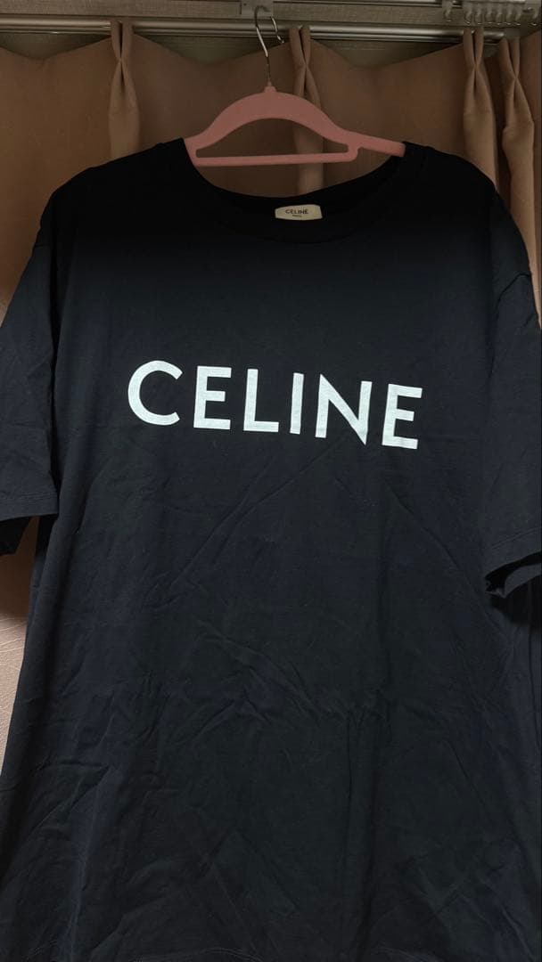 CELINE ブラック Tシャツ