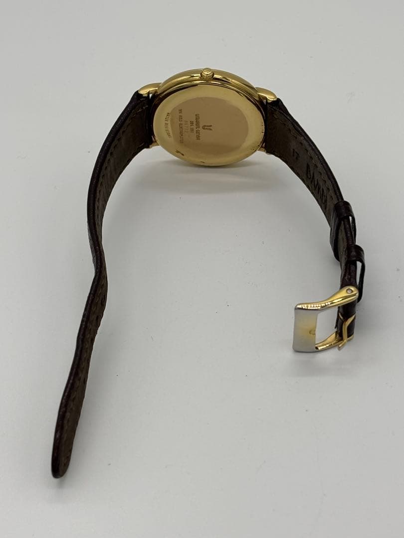 【美品】ユニバーサルジュネーブ クォーツ【555.20】18KGEP【稼働品】