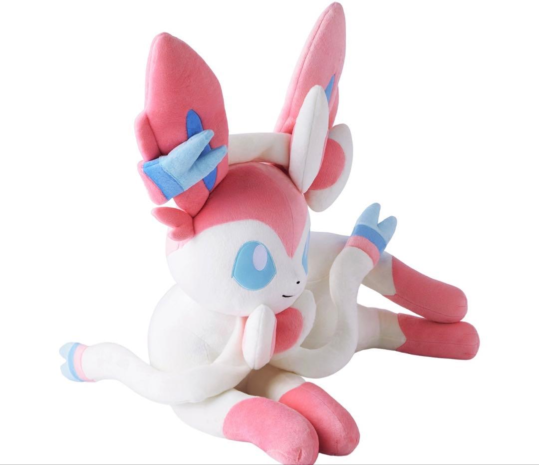 ポケモンセンター　ニンフィア　ぬいぐるみ　等身大
