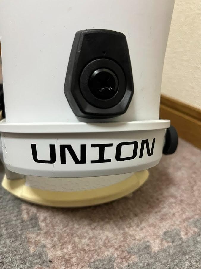 美品 UNION STRATA ユニオン ストラータ23-24モデル Mサイズ