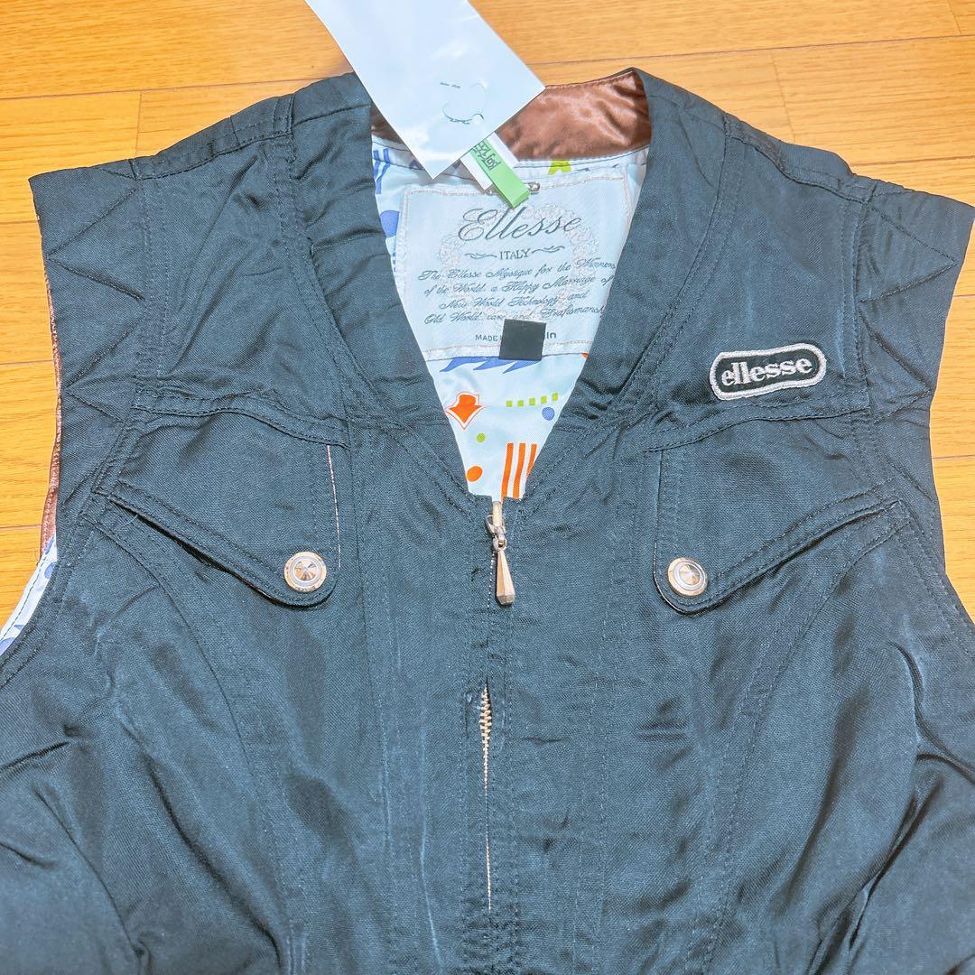 デサント　スキーウェア　黒×白　ブラック×ホワイト　レディース　スノーボード