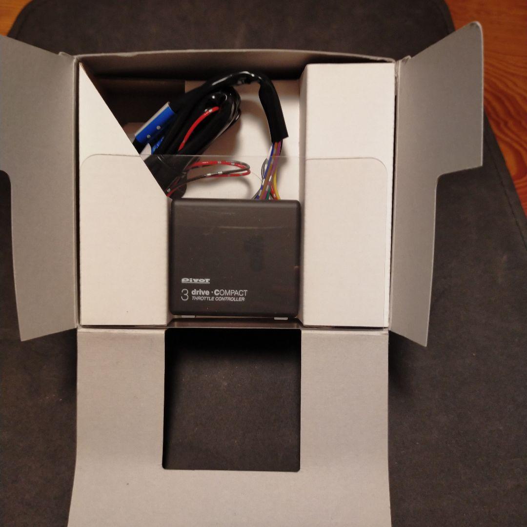 PIVOT スロットルコントローラー 3-drive Compact（THC）