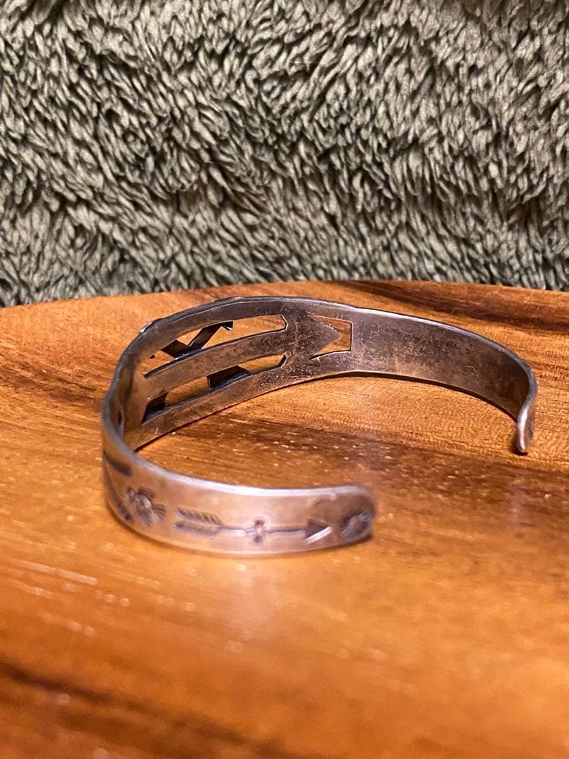 アロー　クロスアロー　サンダーバード　バングル　ヴィンテージ　インディアン