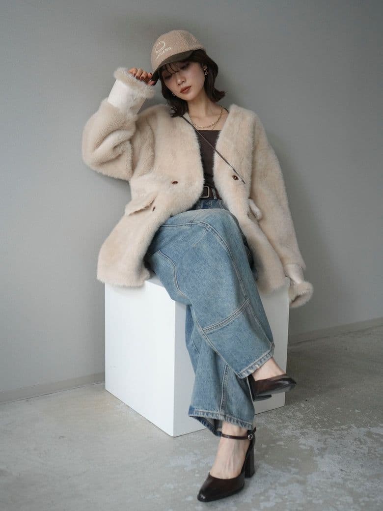 【ラスト】Lumier リュミエ同型 バック付きエコファーコート アイボリー