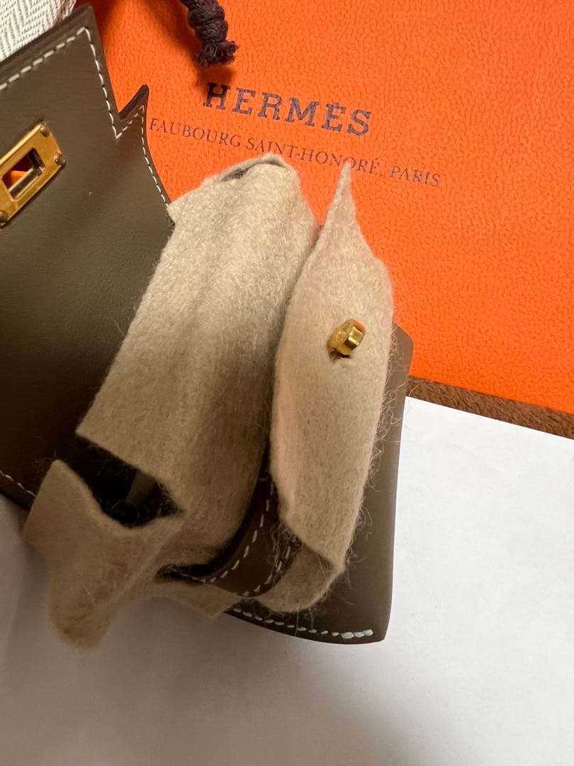 日本未発売　エルメス　チャーム　バッグ型キーホルダー　HERMES
