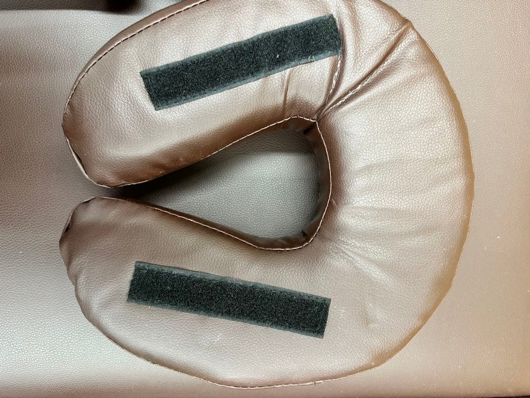 ビューティーガレージ⭐︎整体ベッド・エステ・施術台☆美品・折りたたみ式