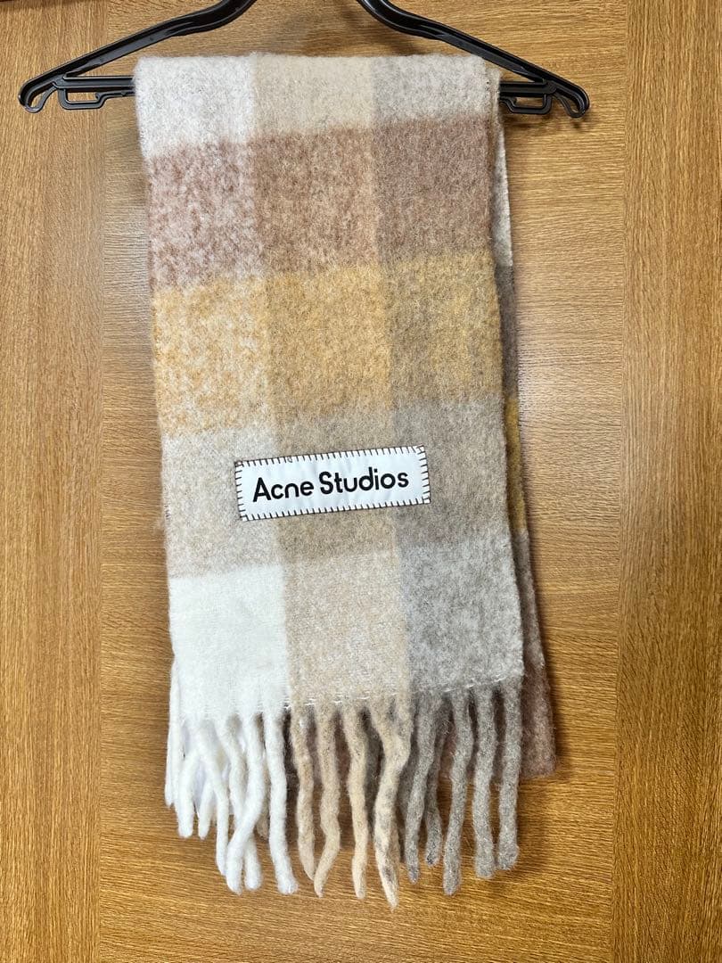 Acne Studios マフラー　米色