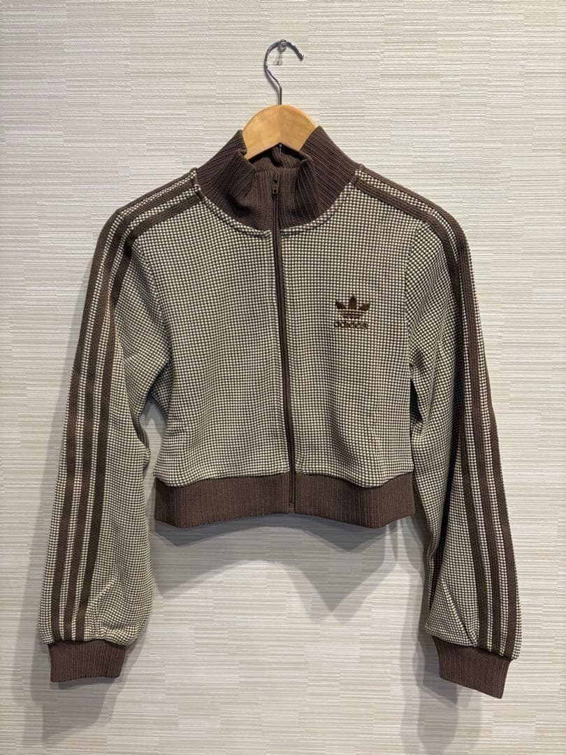 【新品】激カワ♡アディダス　クロップトラックジャケット　Lサイズ
