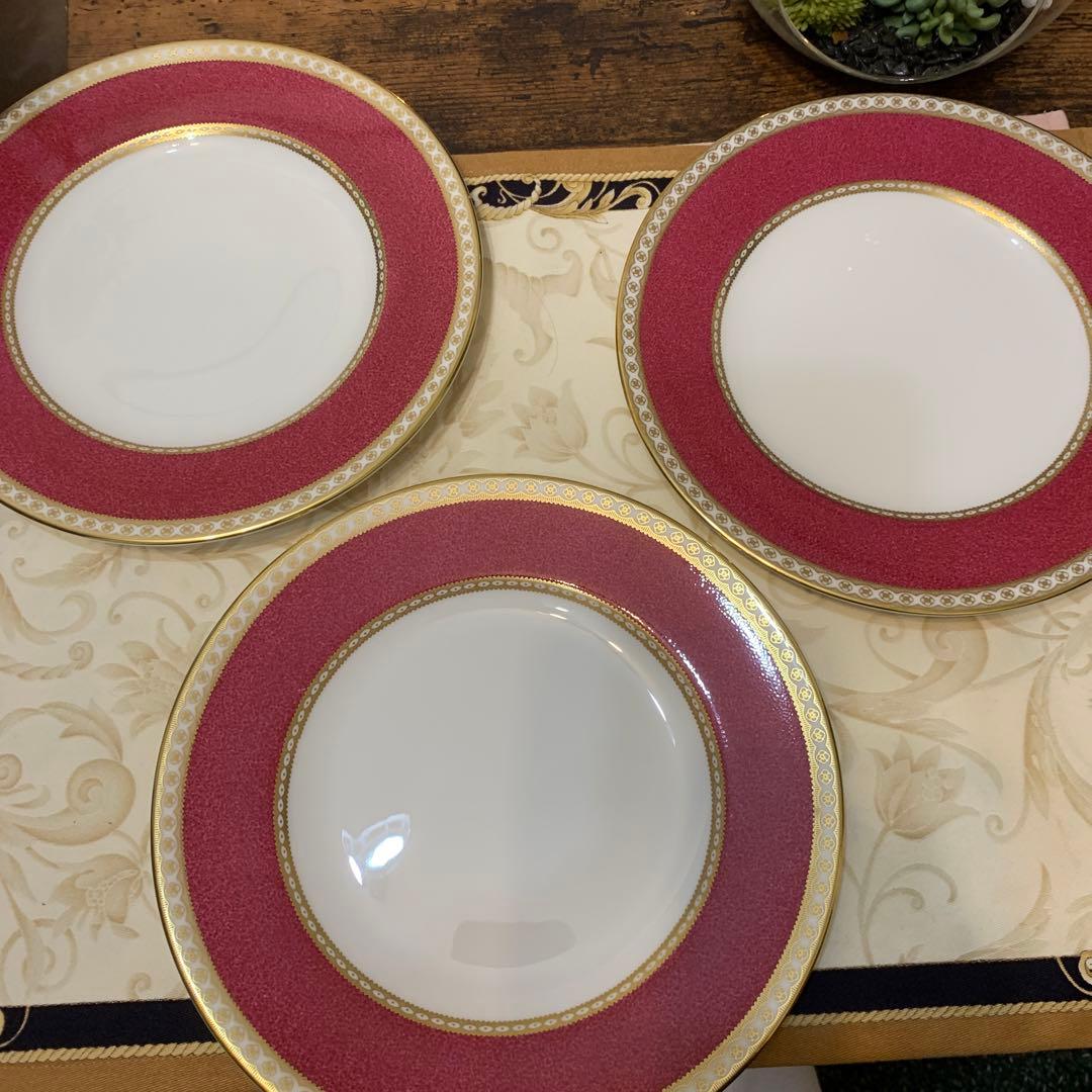 ウェッジウッド ユーランダー　パウダールビー　20.5cmデザートプレート