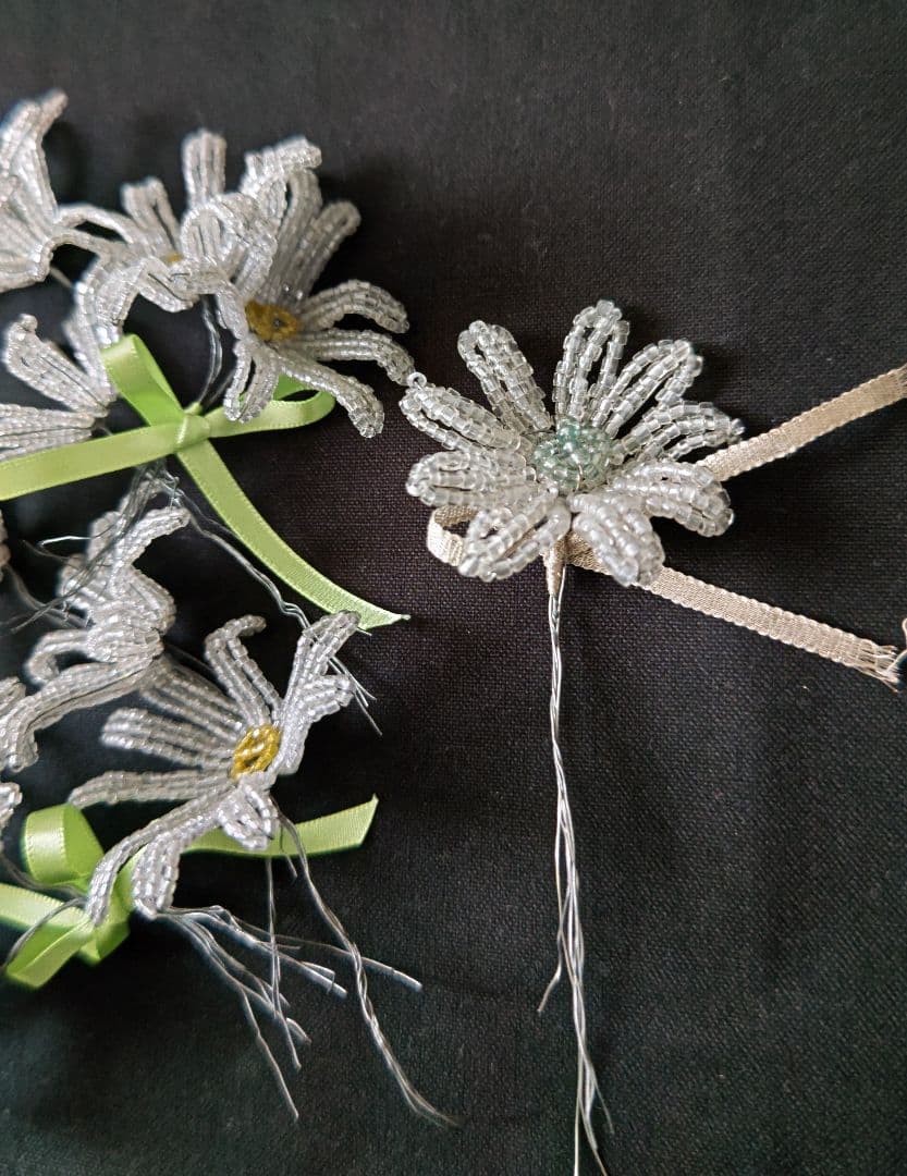 フランス　アンティーク　フレンチビーズフラワー　ビーズフラワーA