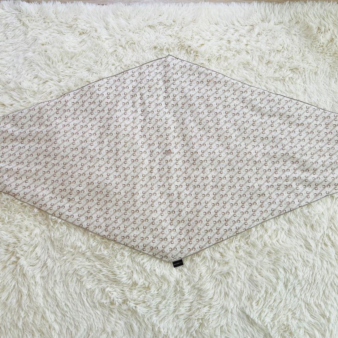 HERMES エルメス ロサンジュ　カレ スカーフ ホワイト コットン