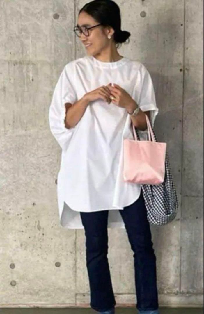 極美品✨金子綾さん着用【astraet】バックゴムブラウス　ゆったり