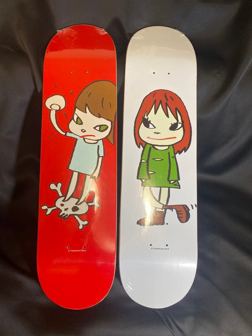 奈良美智 スケートボードデッキ 2set MOMA 赤白！ NEW