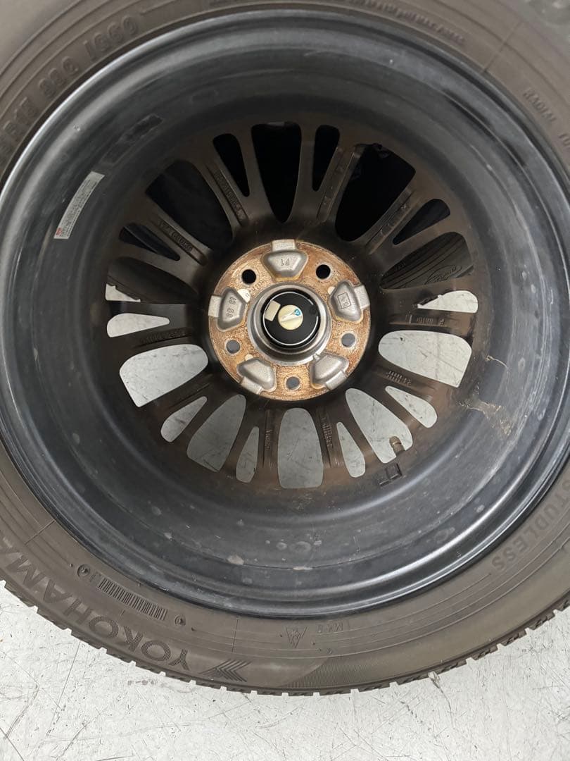 マックィーン185/65r15 スタッドレス ホイールセット