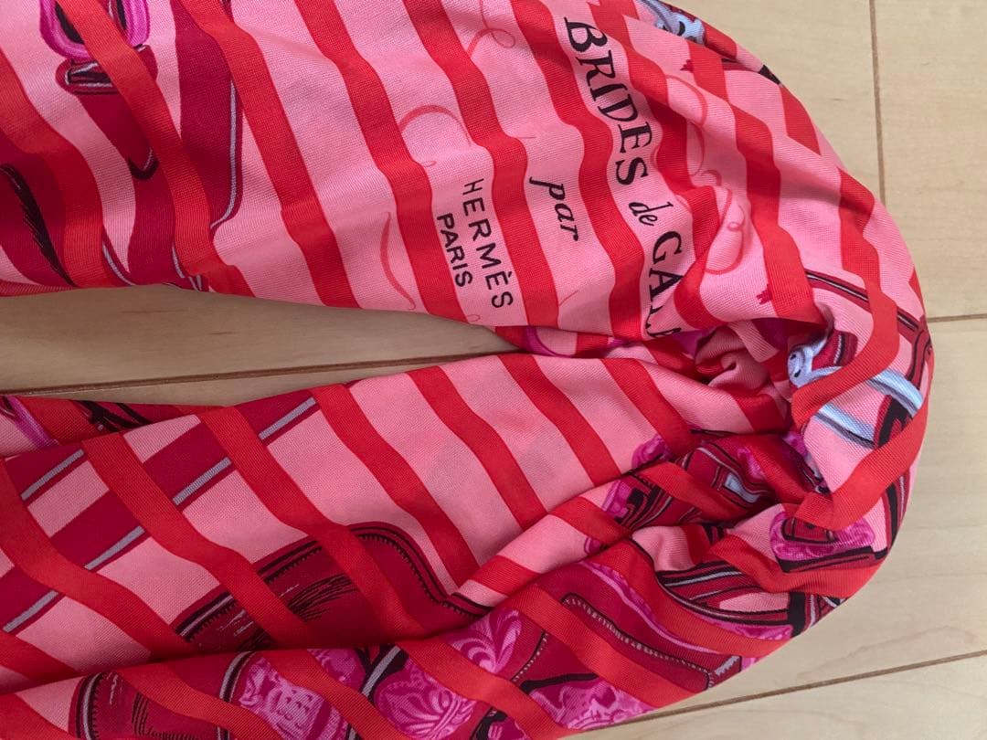 HERMES エルメスカレ90 Brides de Galaジャージーシルク素材