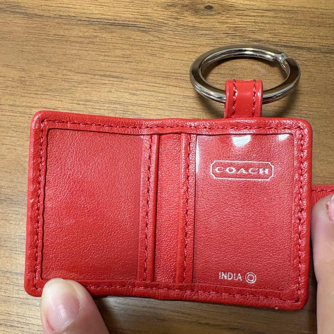 coach コーチ　写真入れ手帳型　キーリング　キーホルダー　赤