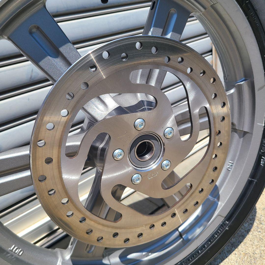 FXST　ソフテイルスタンダード　純正タイヤホイールセット