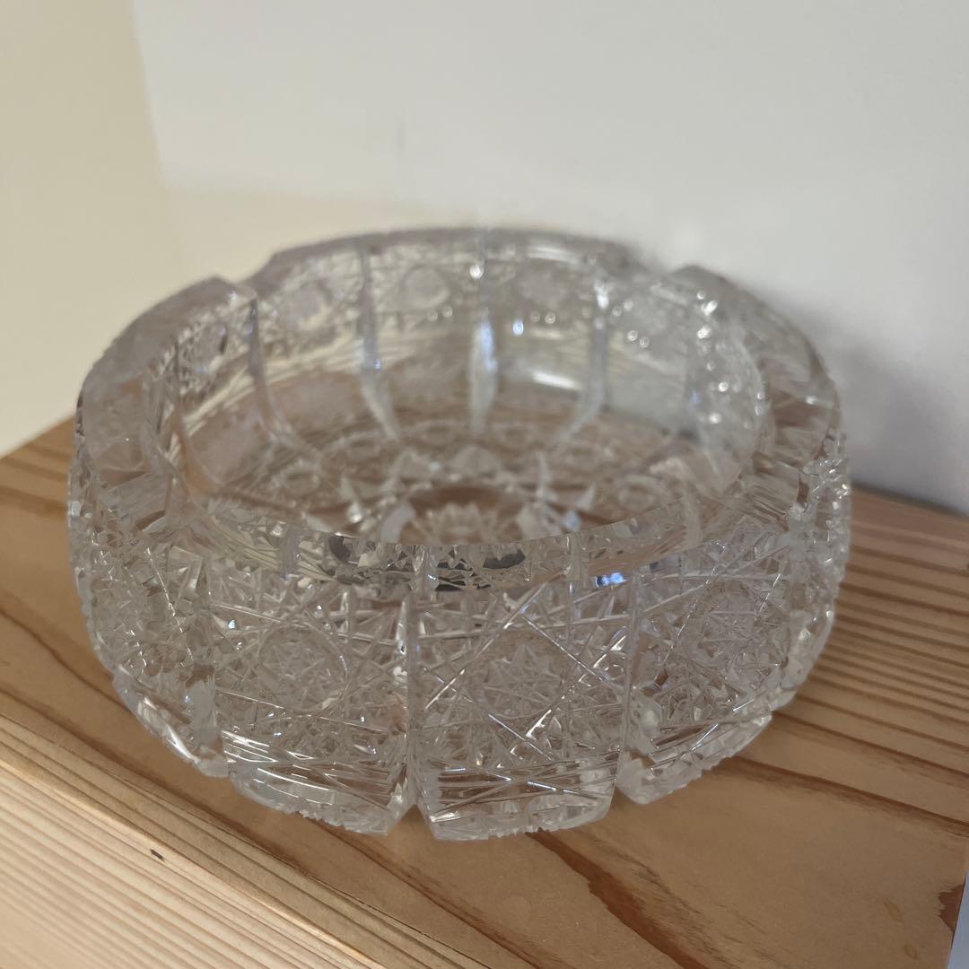 カットガラス灰皿　チェコ製
