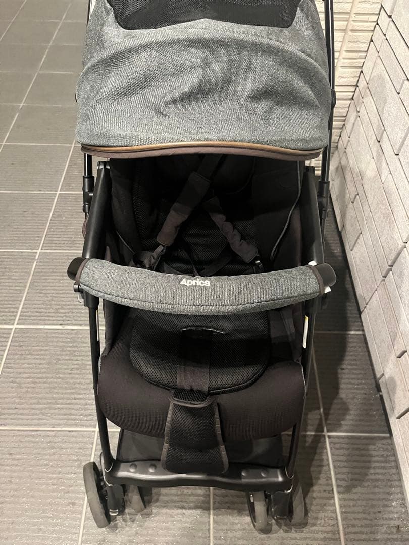 【高級モデル】Aprica ラクーナクッションフリー　 値下げ交渉OK！