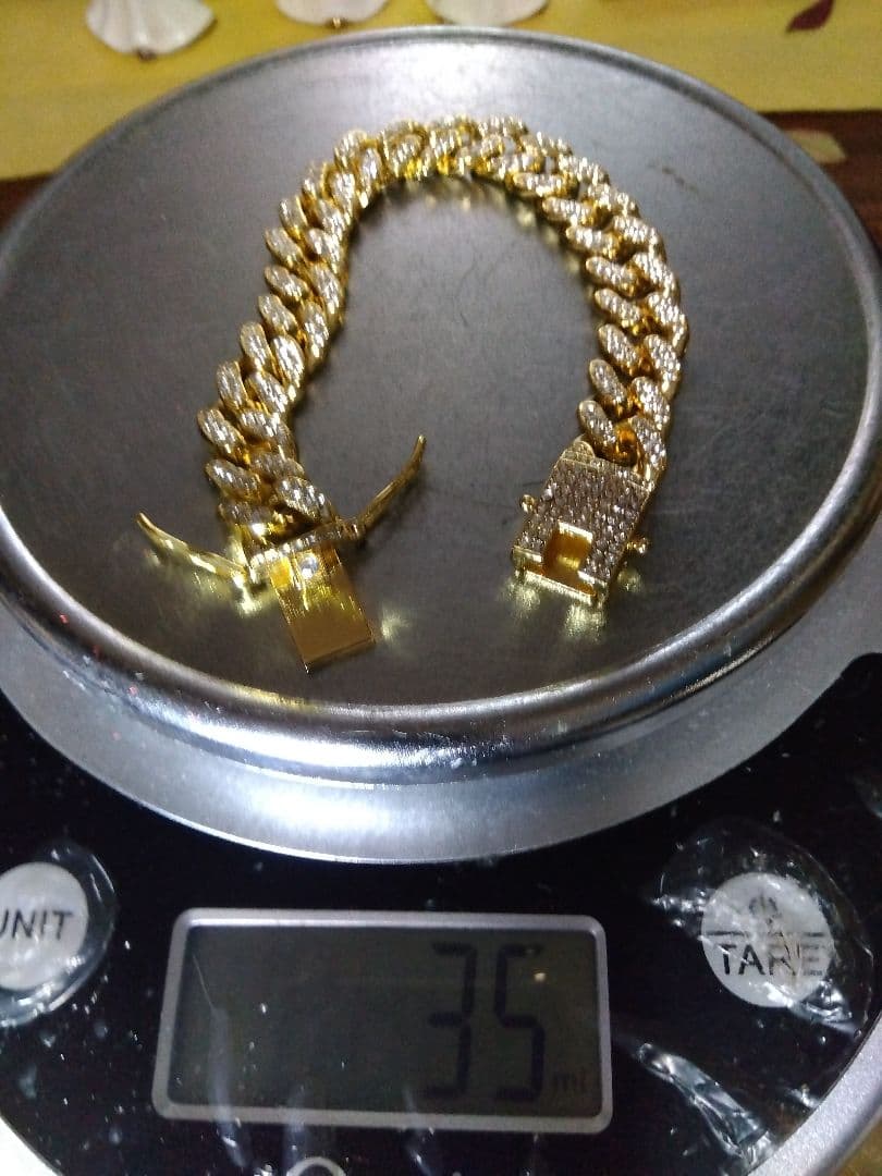 我が家の宝物.巨大.水晶玉の置物.直径20センチ位