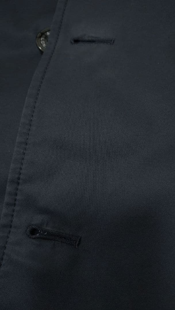 アクアスキュータム　ネイビー トレンチコート チェック裏地