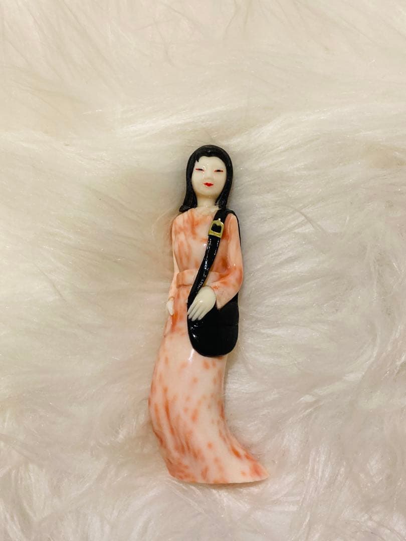 天然 サンゴ 置物 女 人