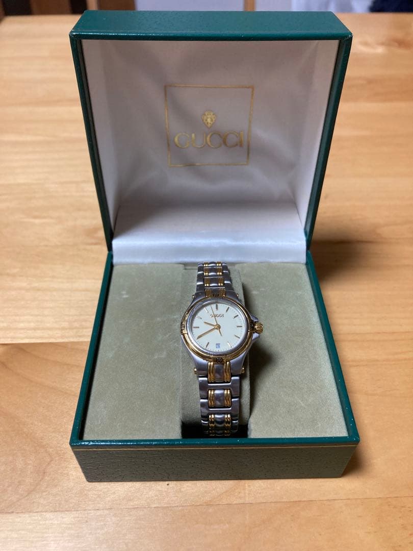 M*H様 GUCCI 腕時計 クォーツ シルバー/ゴールド