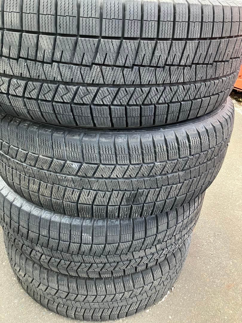 スタッドレスタイヤ 235/55R19wm03 4本セット