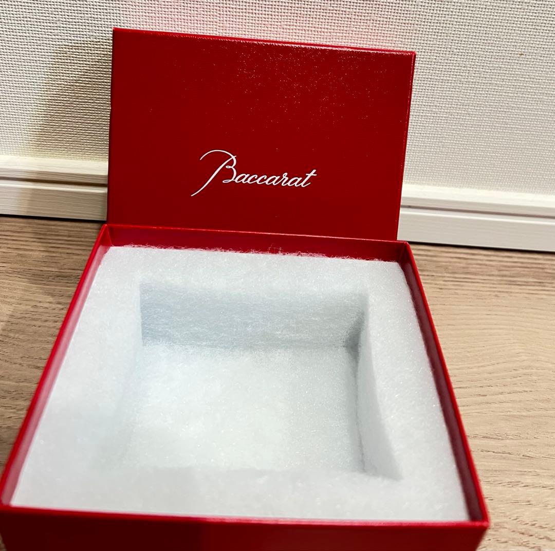 Baccarat ラッキーバタフライ　ピオニー
