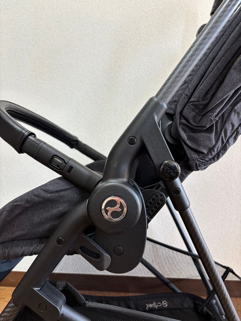 ベビーカー・バギー Cybex Melo Carbon JP B Deep Black