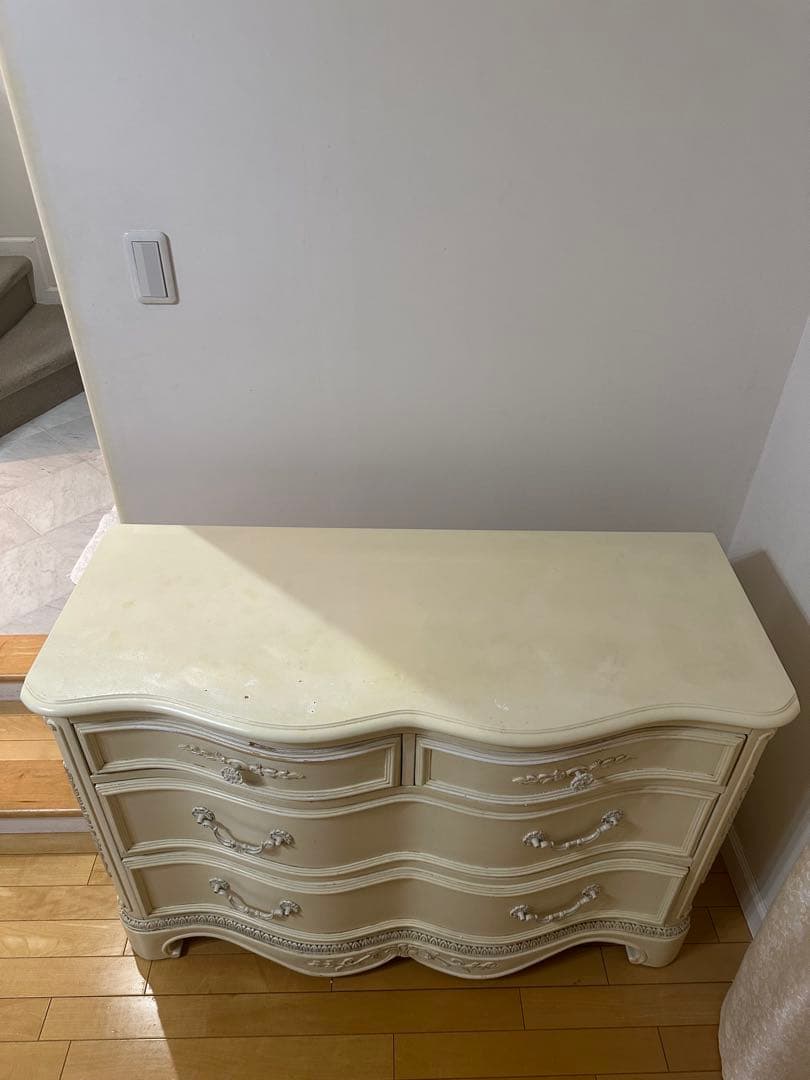 ジェシカ マクリントック、ホワイトチェスト、輸入家具（中古）