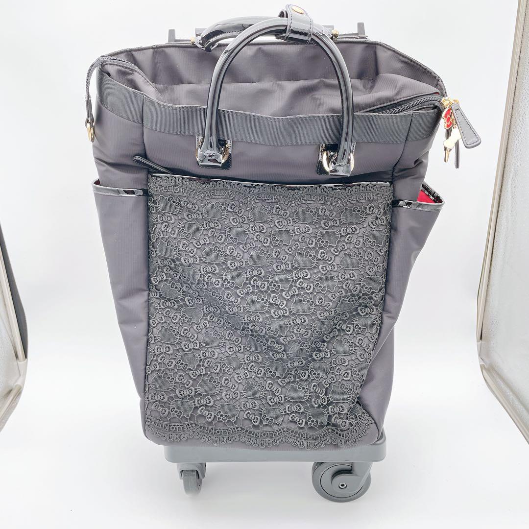 SWANY スワニー　ハローキティ　キャリーバック