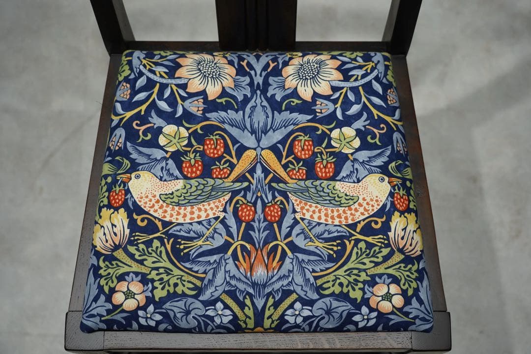 英国アンティーク　ウィリアムモリス　イチゴ泥棒　正規品