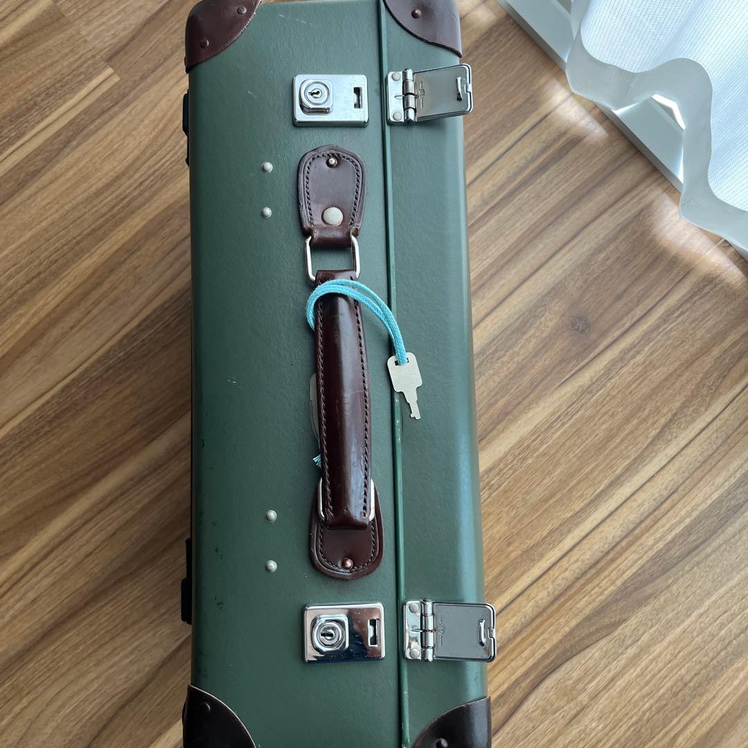 グローブトロッター　スーツケース