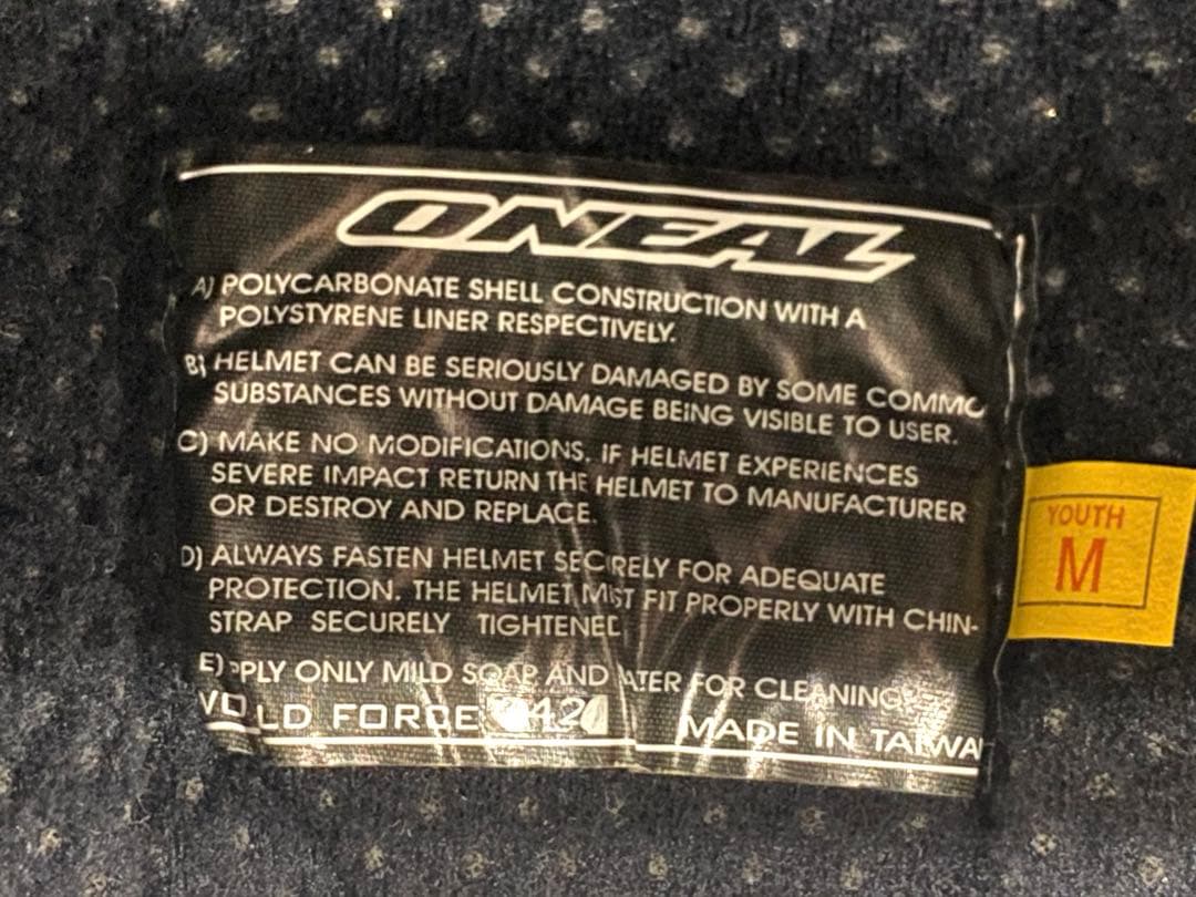 O'NEAL WORLD FORCE 542 ヘルメット M2000