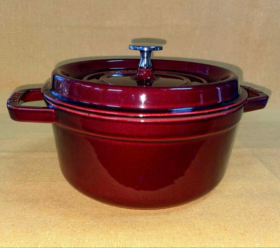 ストウブが美しすぎて‼️早い者勝ち‼️ グレナディン レッド 22cm 両手鍋