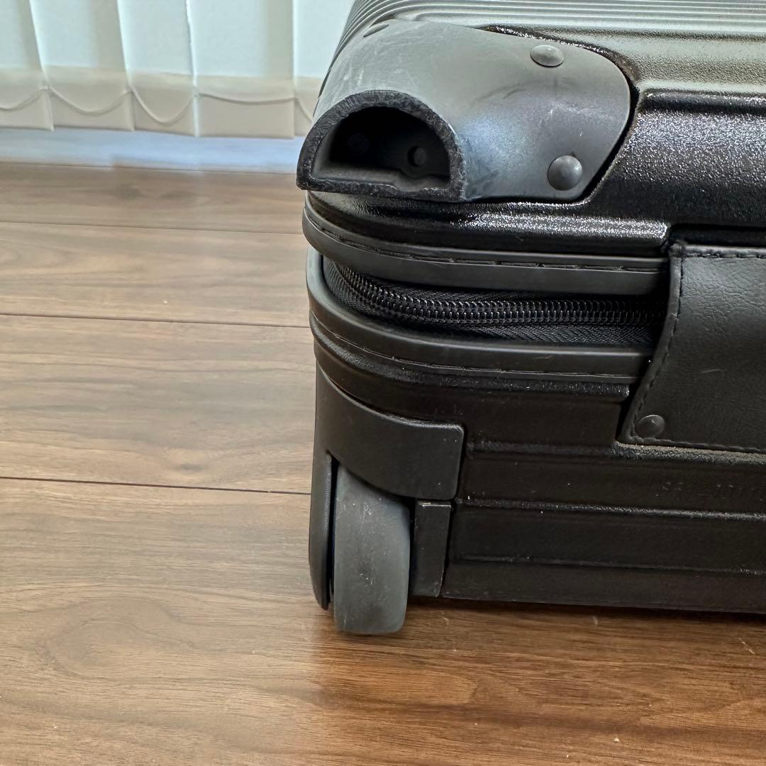 リモワ サルサ ビジネストローリー キャリーケース 2輪 23L