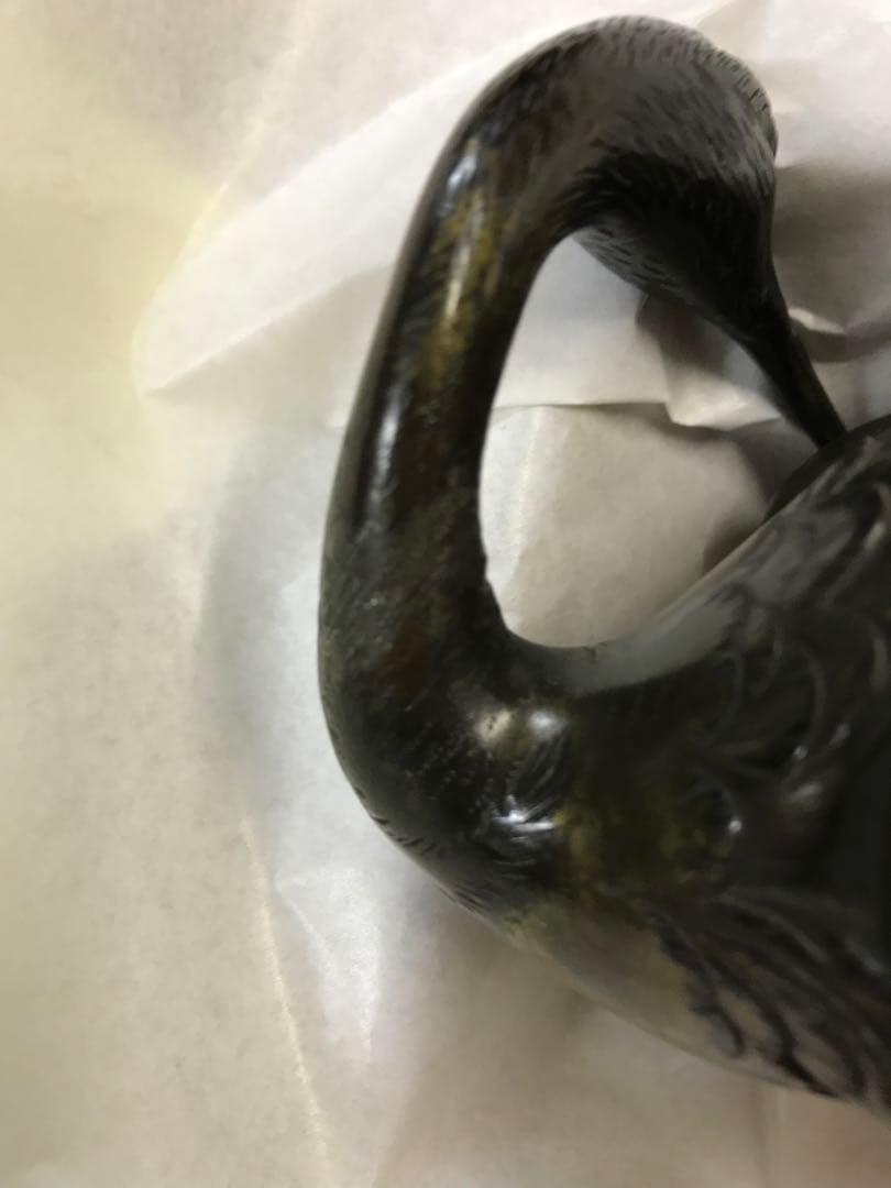 銅製:夫婦鶴置物(小判台付)秀尚作(注:説明文)