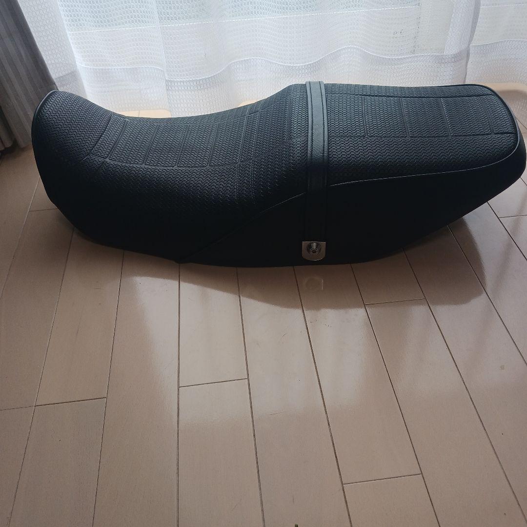 ☆カワサキZRX400　純正シート破れなし☆